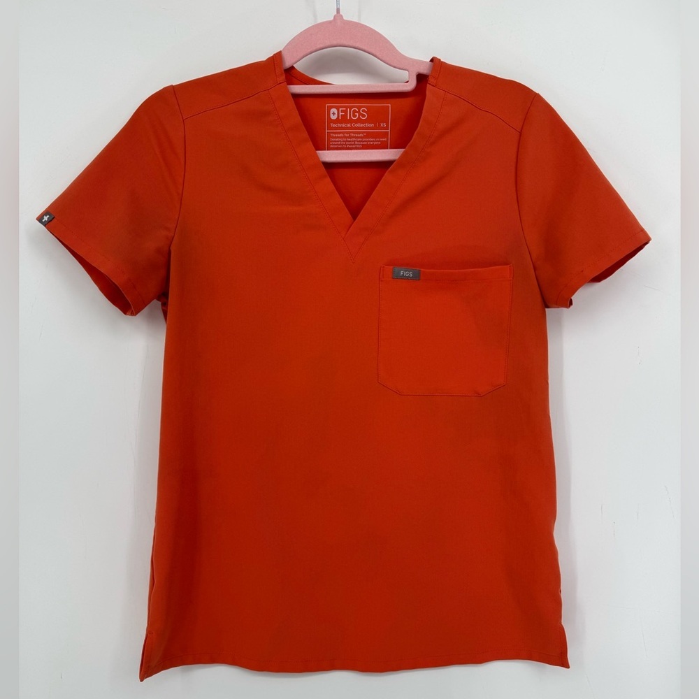 Figs Women's Bold Orange Scrub Top Size XS